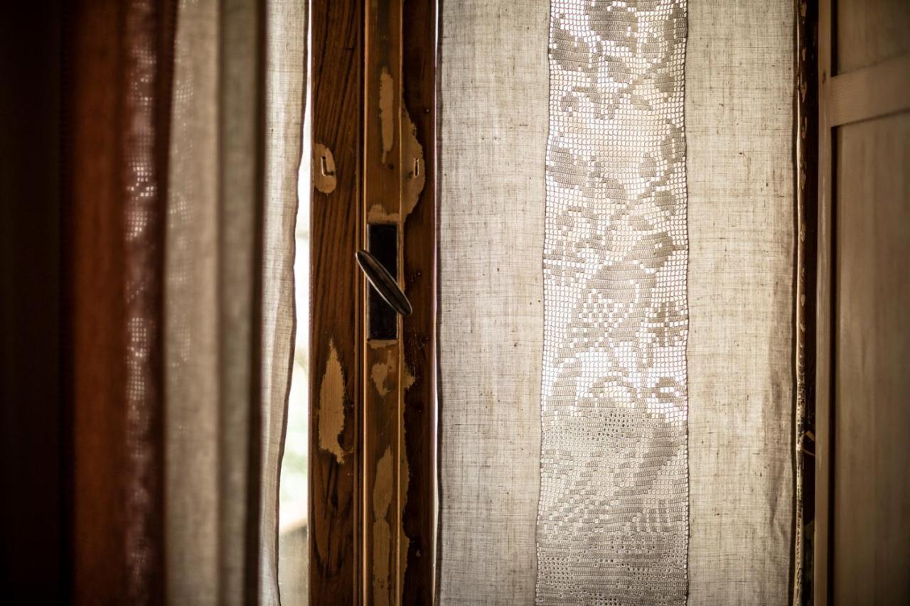 Le Cisterne B&B アメリア エクステリア 写真
